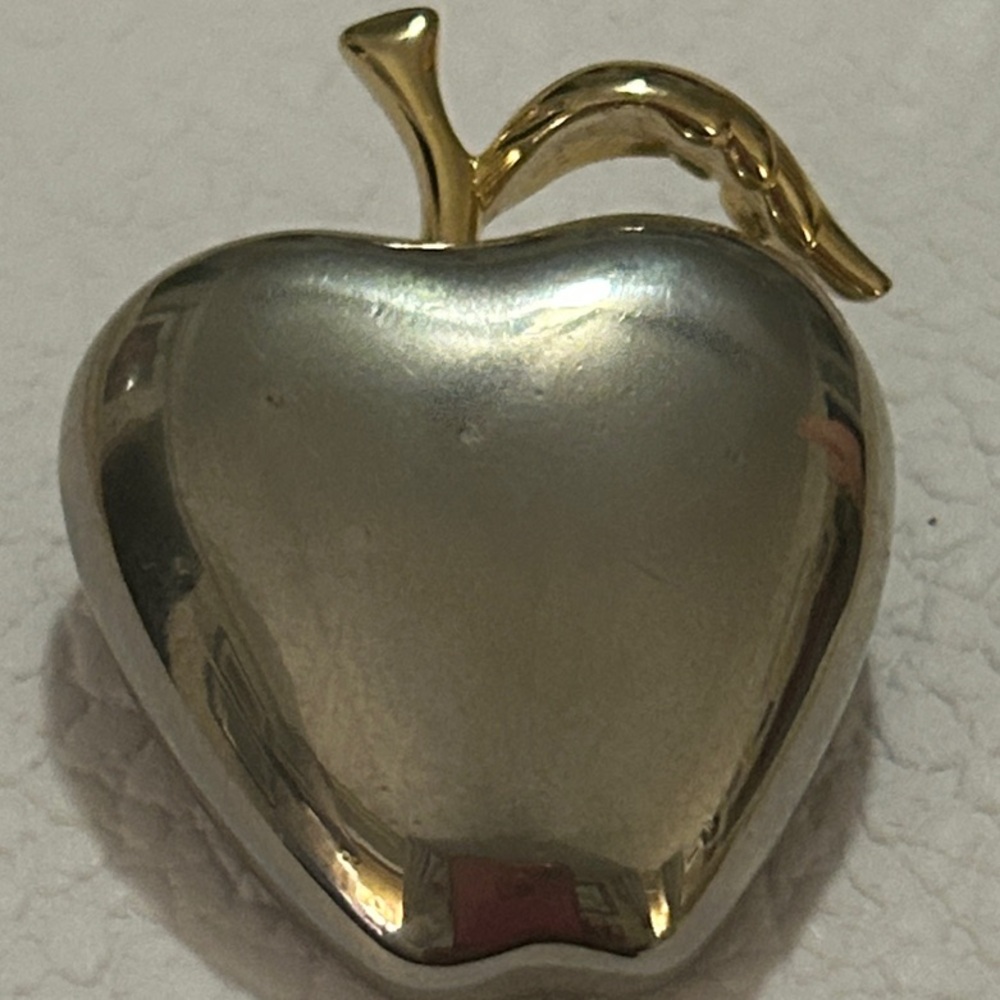 EUC vintage Liz Claiborne Gold and Silver Apple Brooch